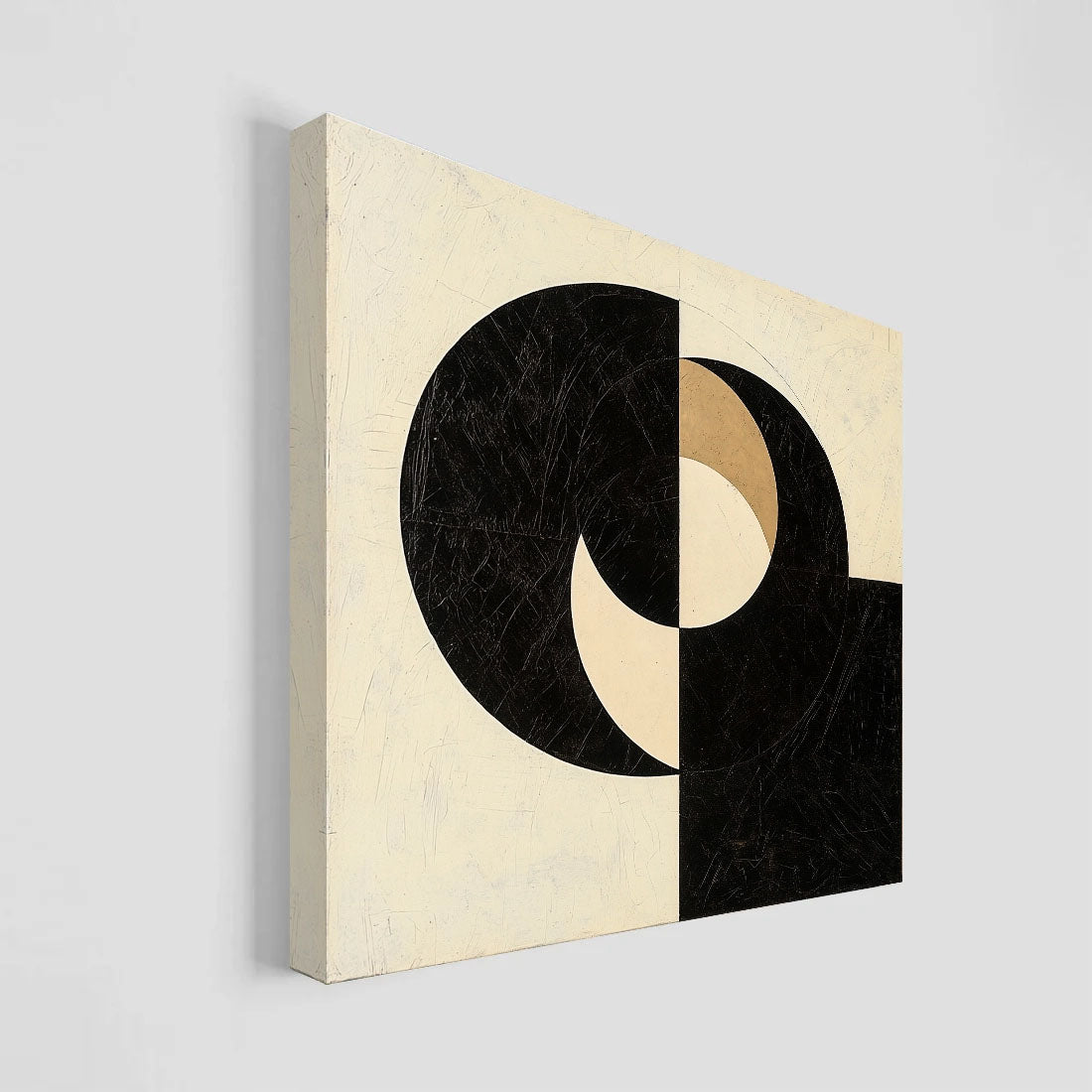 Composición abstracta de bloques geométricos en tonos negros y beige, fusionando modernidad y armonía visual.