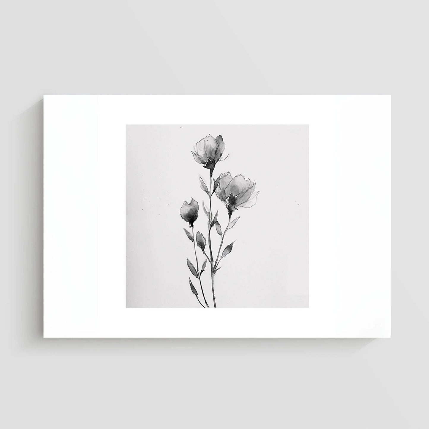 Dibujo minimalista en blanco y negro de una flor solitaria con pétalos delicados. La obra destaca por su simplicidad y elegancia, ideal para decoración moderna de interiores que buscan un toque sutil y sofisticado.