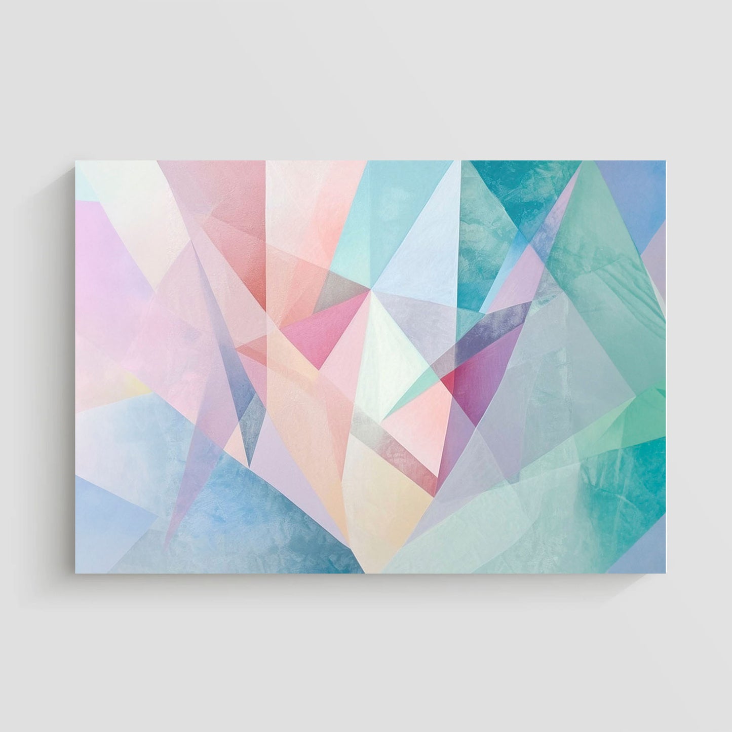 Imagen de arte abstracto con formas geométricas en una paleta de tonos pastel, incluyendo rosa, azul, y lila. Ideal para decoración moderna de interiores, aportando un toque de elegancia y sofisticación.