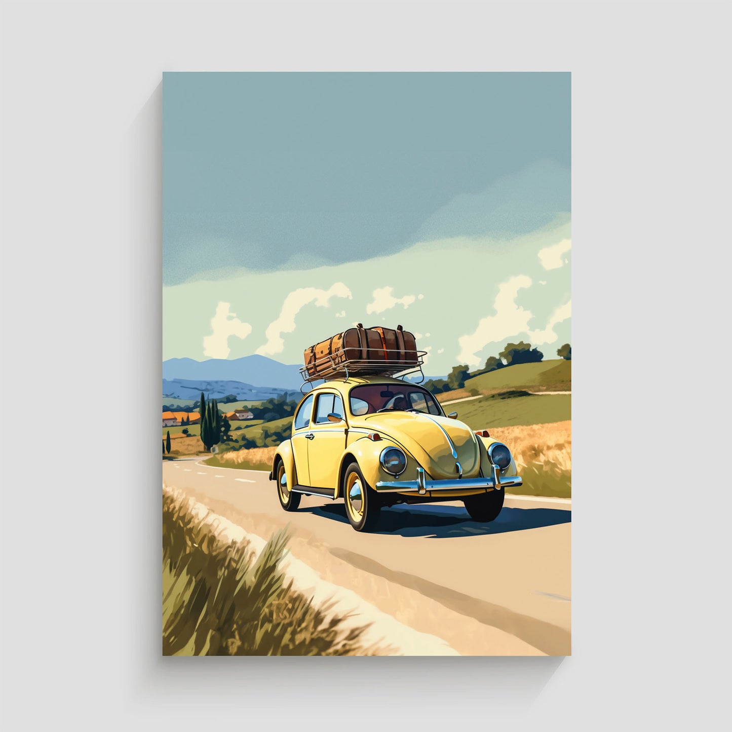 Imagen de un Volkswagen Beetle amarillo con equipaje en el techo, conduciendo por una carretera rural en la campiña, con colinas y casas al fondo bajo un cielo parcialmente nublado.