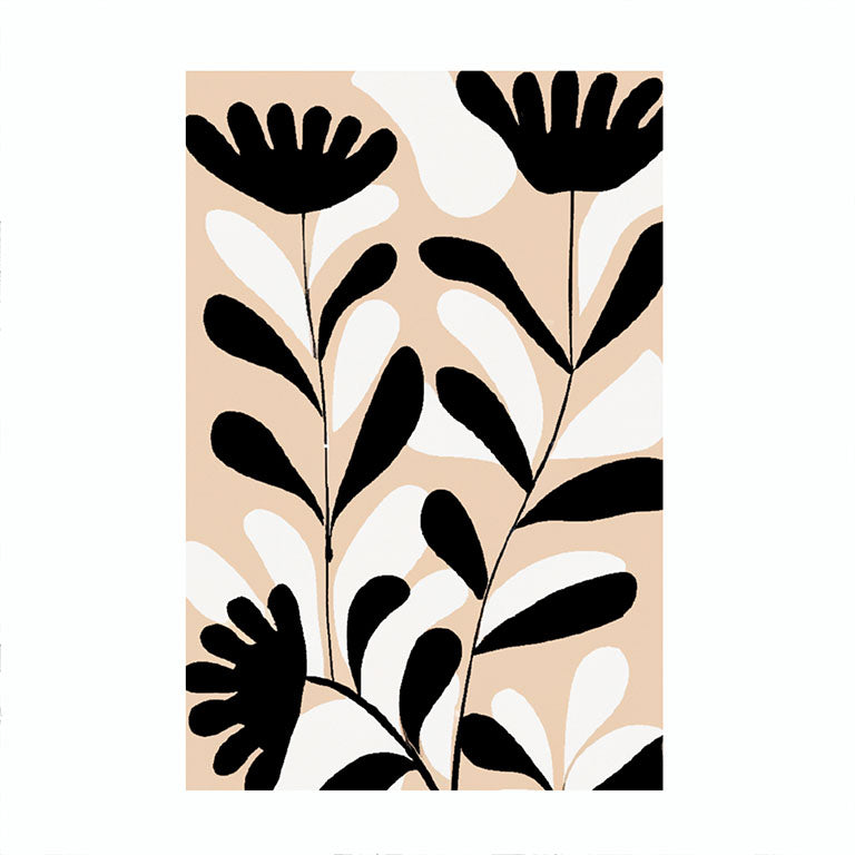 Serigrafía floral en tonos neutros con diseño de flores y hojas en negro sobre fondo beige.