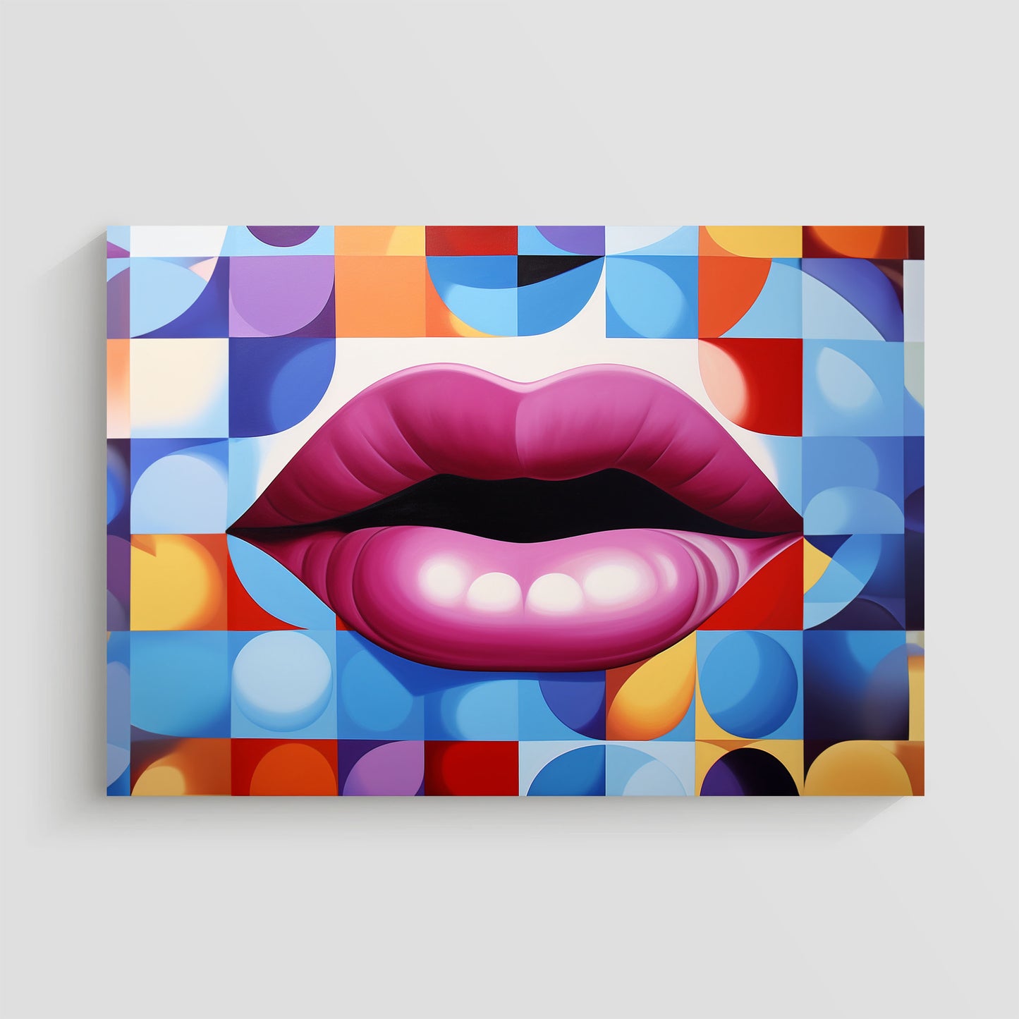 magen de arte pop que muestra unos labios rojos prominentes sobre un fondo geométrico colorido, con formas y patrones vibrantes en tonos variados.