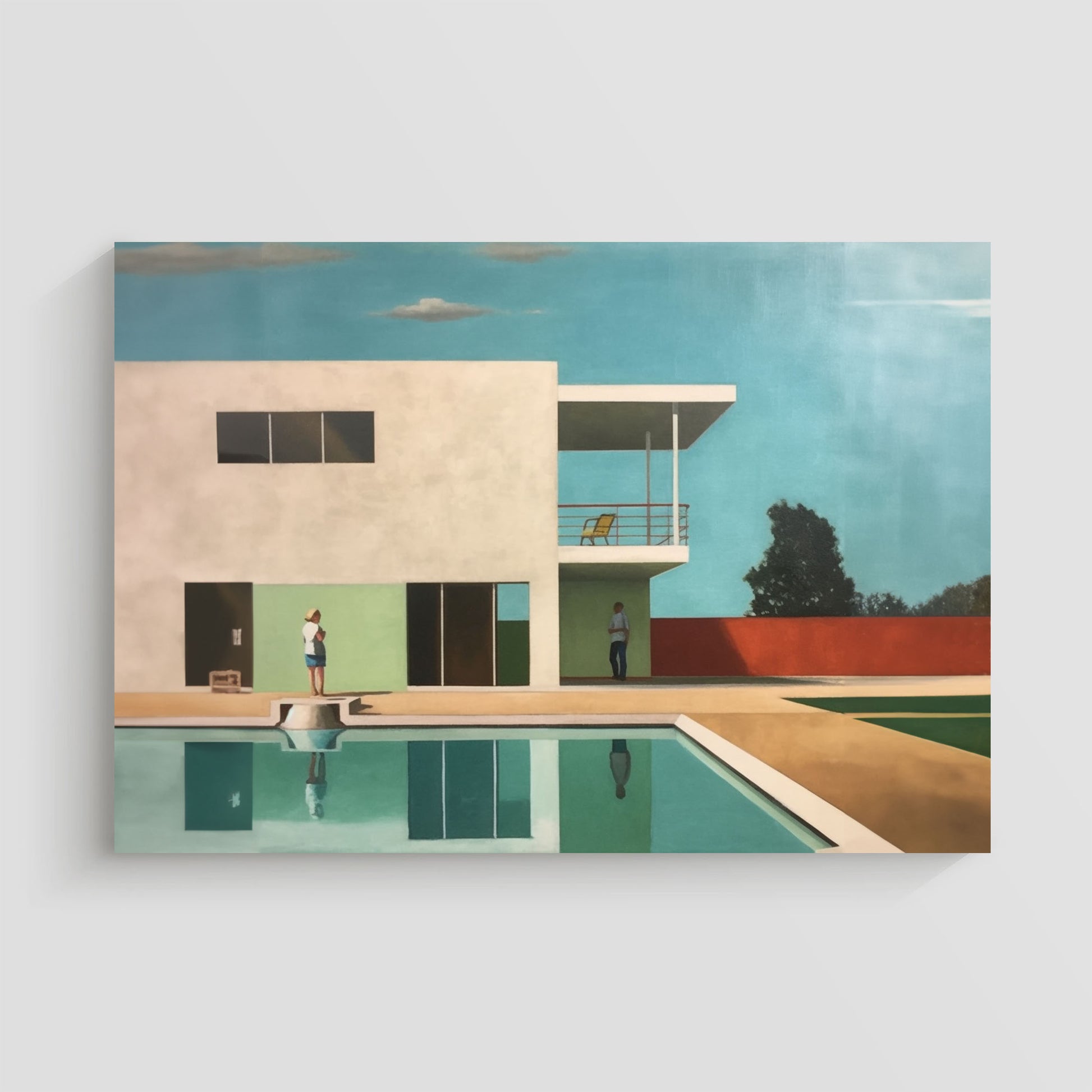 Imagen artística de una casa moderna con líneas minimalistas y una piscina en primer plano. Dos figuras humanas están presentes en la escena, una en la terraza superior y otra junto a la piscina, bajo un cielo azul claro. Ideal para decoración contemporánea que evoca tranquilidad y sofisticación.